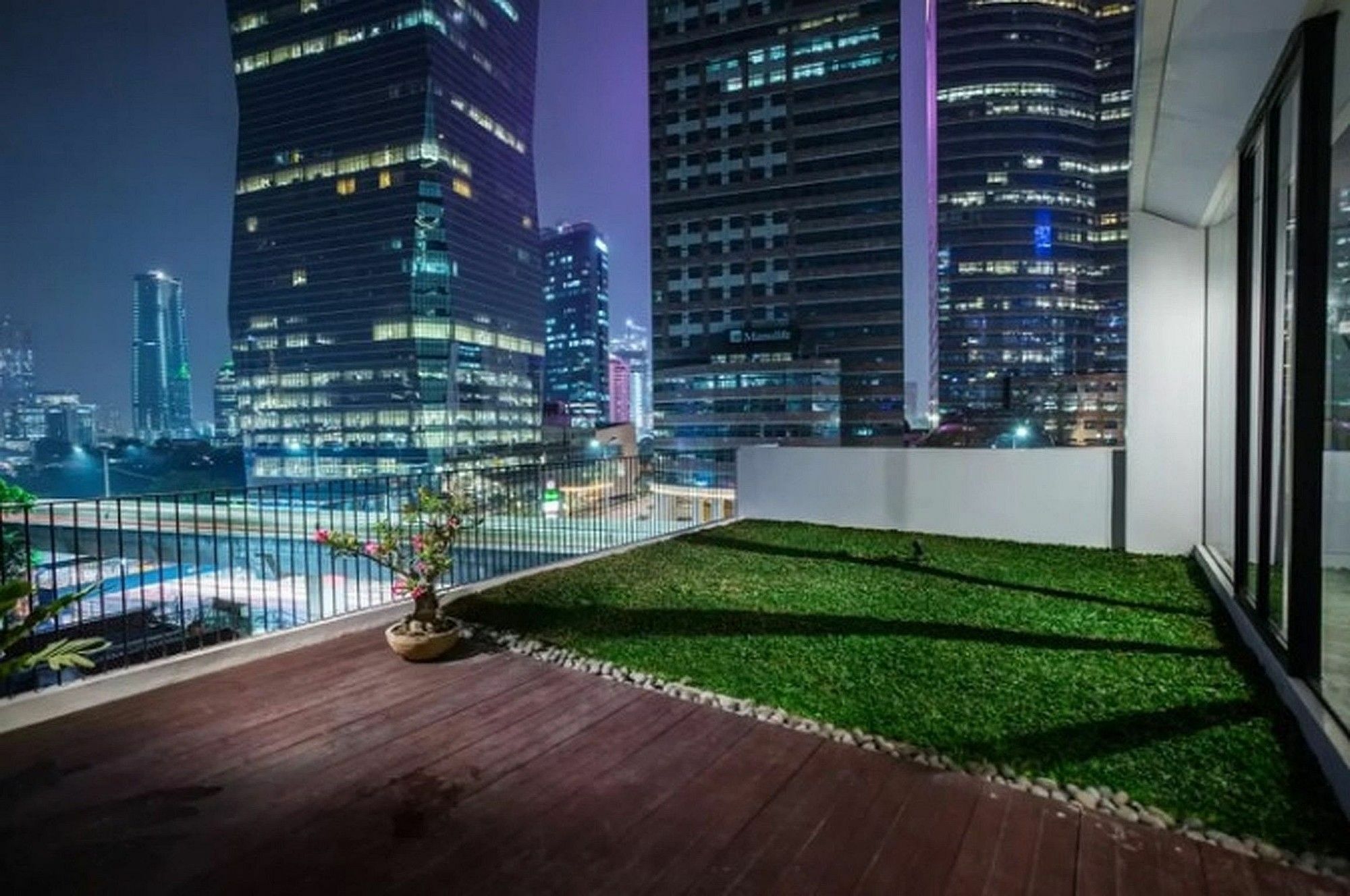 Zen Premium Sampoerna Strategic Square Wisma tamu